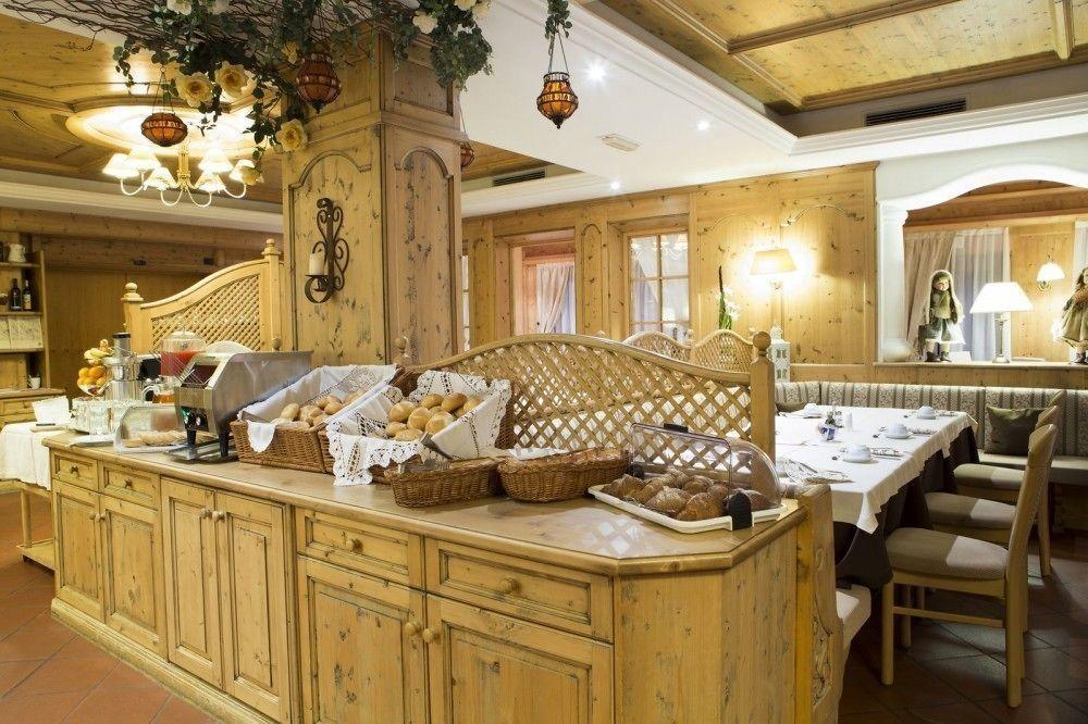Sport Hotel Majare Pozza di Fassa Exterior foto