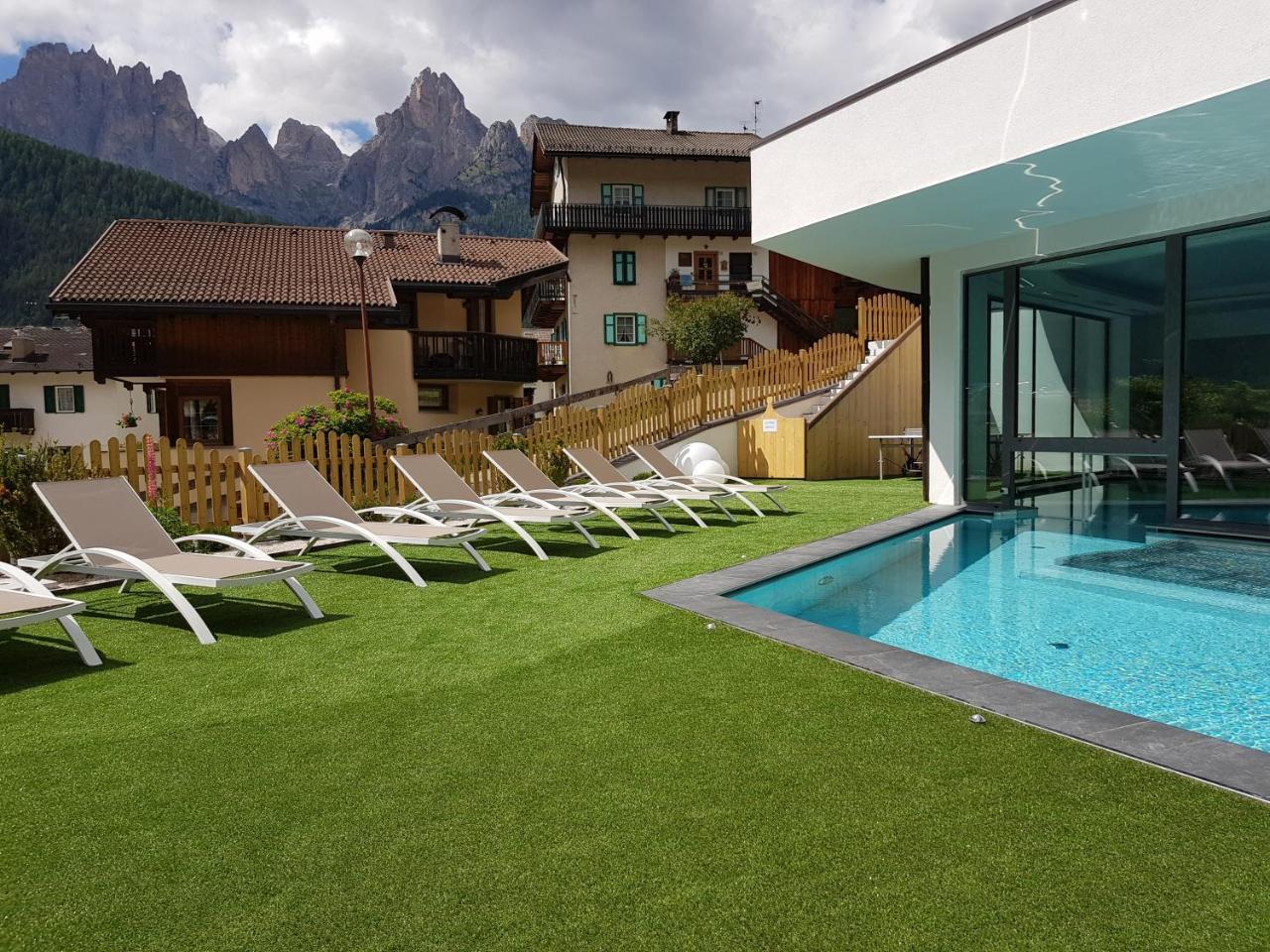 Sport Hotel Majare Pozza di Fassa Exterior foto